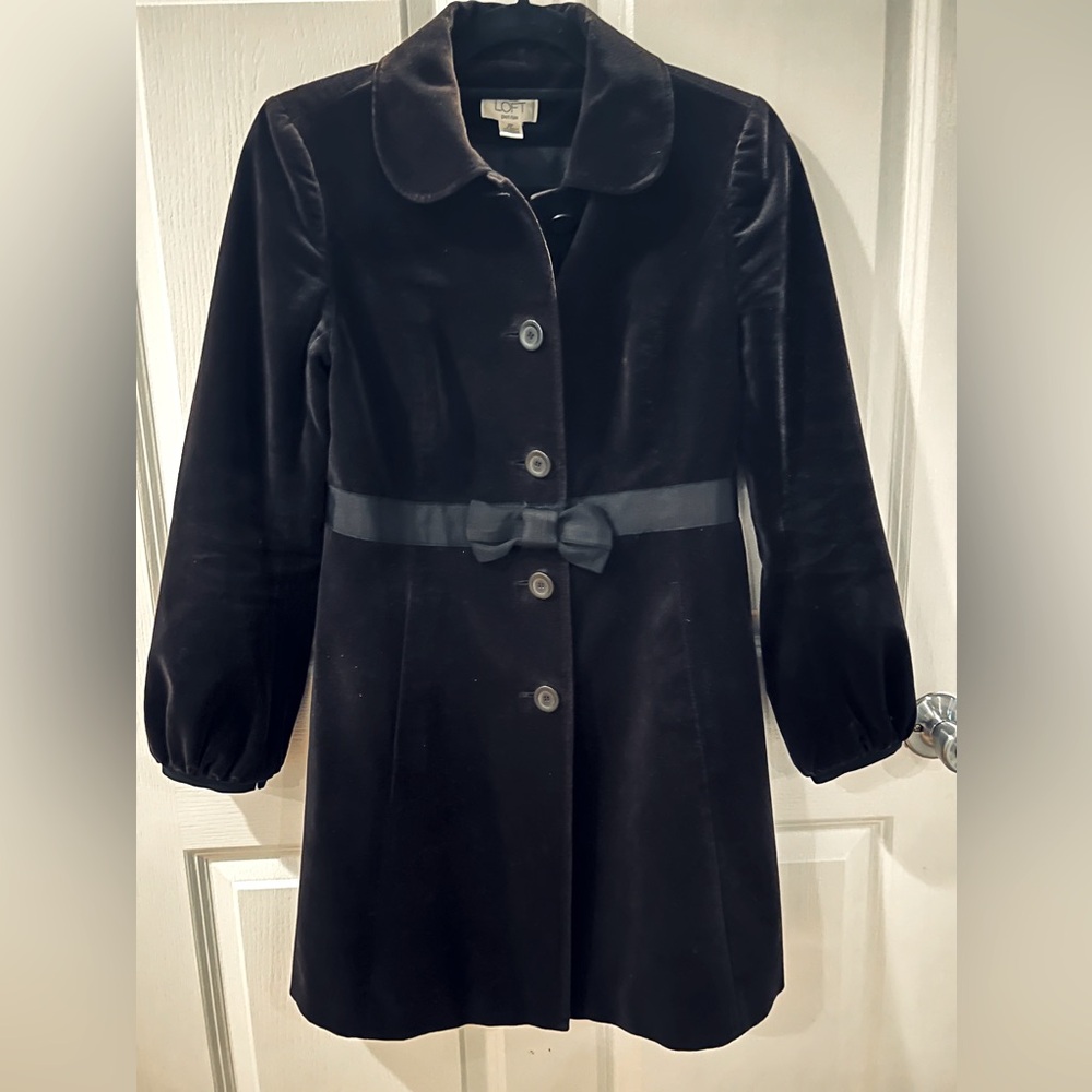 ANN TAYLOR Black Velvet Long Jacket Coat Dress Collared Belted Bow